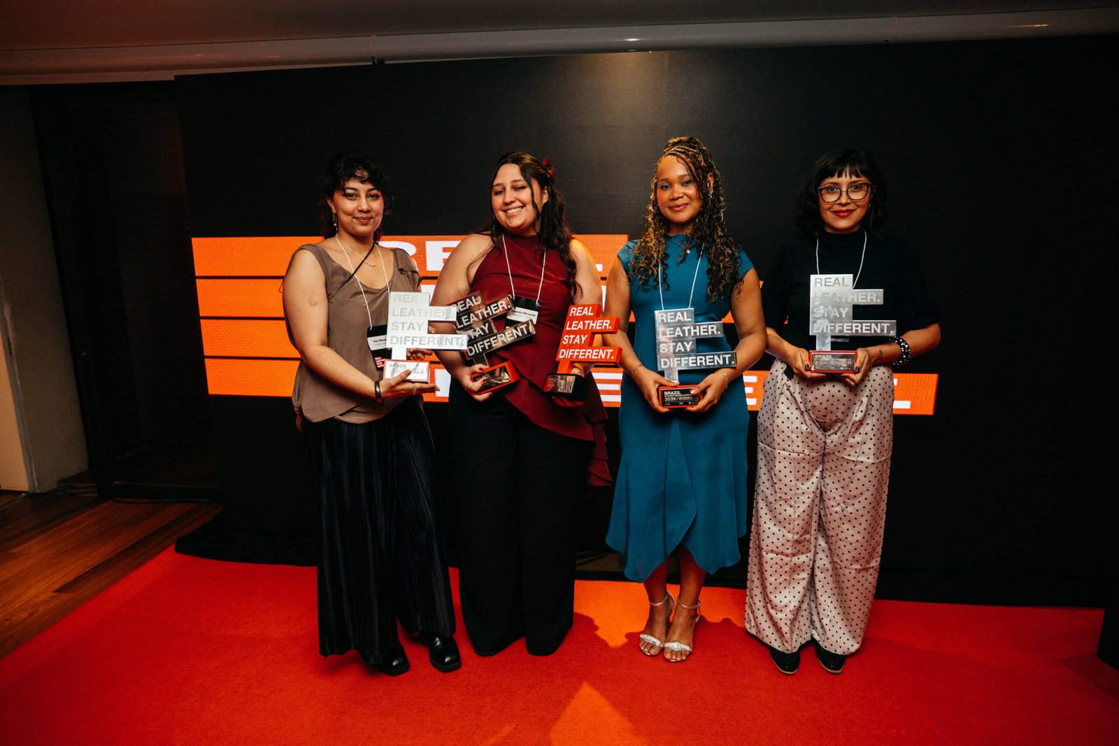Real Leather. Stay Different. estreia no Brasil e premia quatro nomes da moda e do design