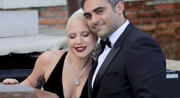 Lady Gaga e Michael Polansky agora são pais